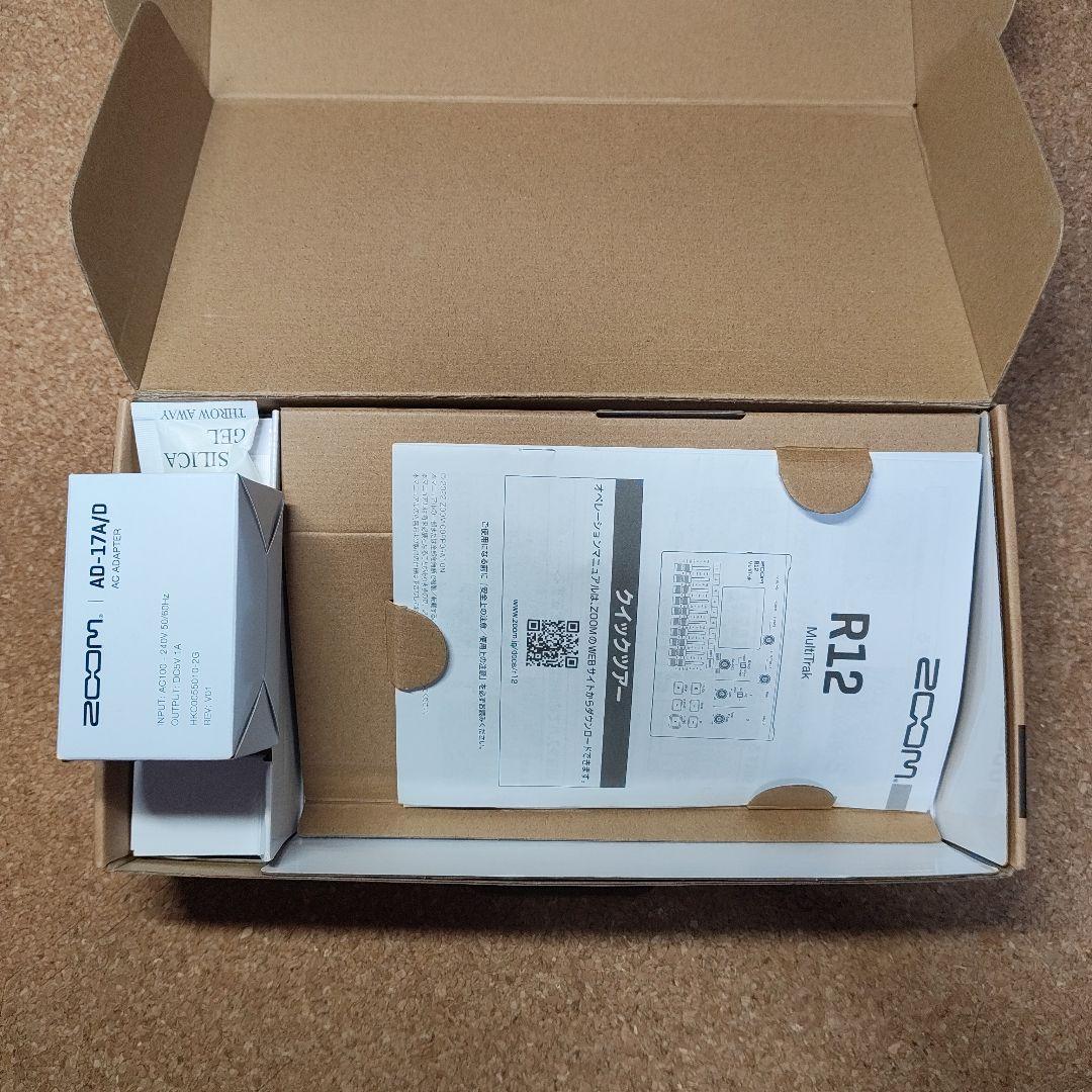 ZOOM R12 Multitrack Recorder