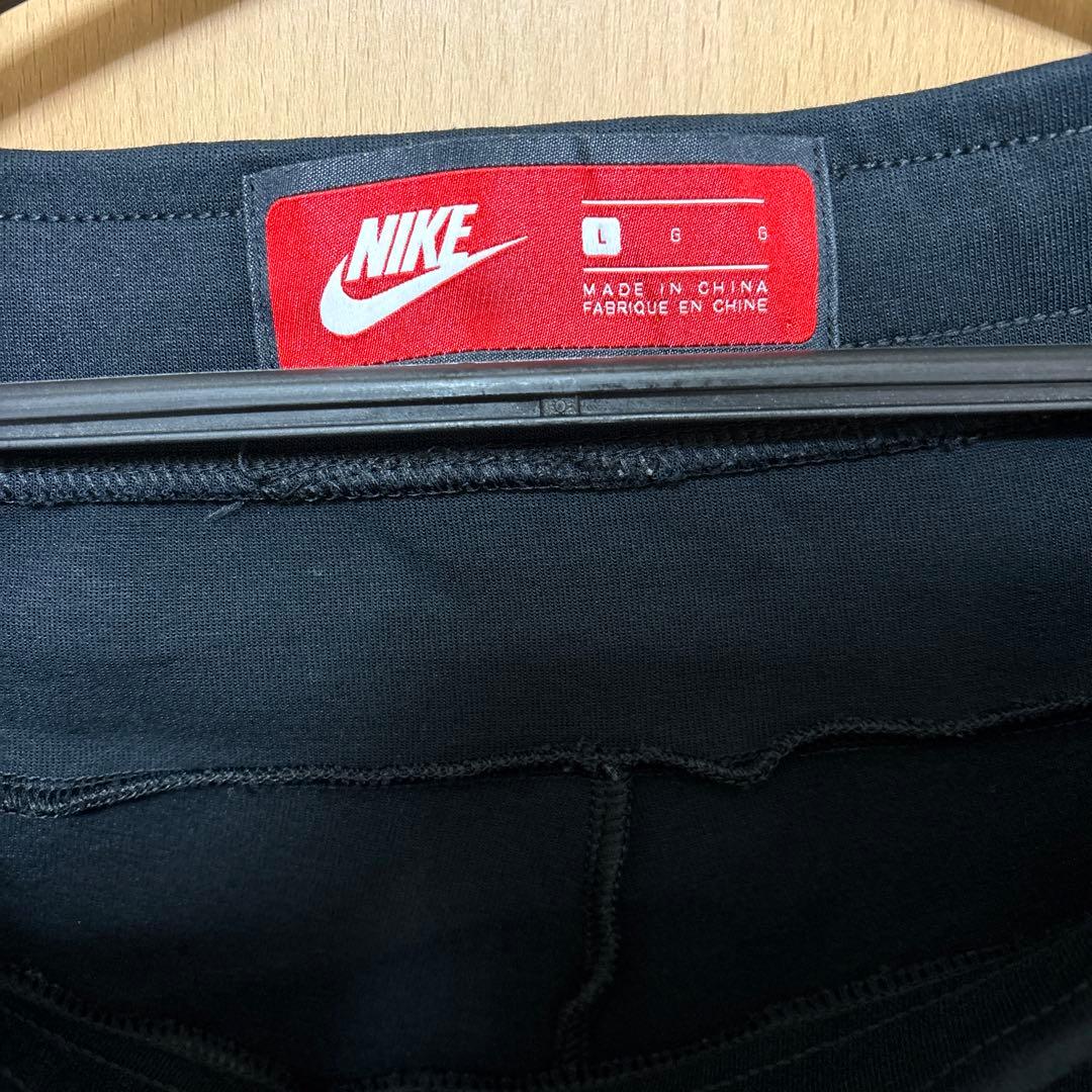 NIKE

 / 

Size : L <div class=gnlqyh