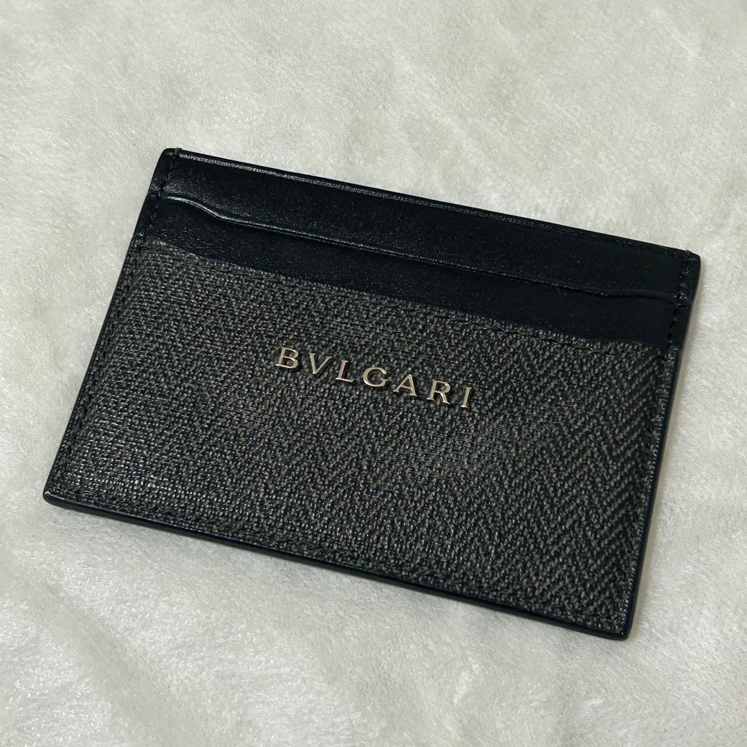 Like New ✨ Bvlgari Weekend Card Case, Business Card Holder, Leather, Logo Hardware