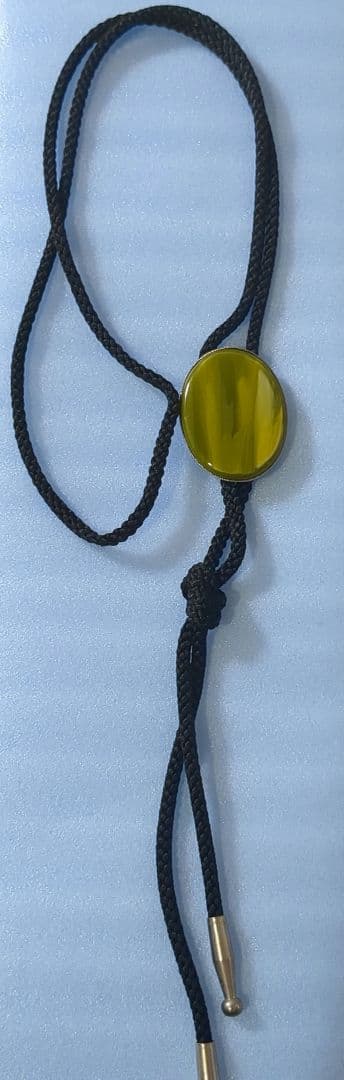 Loop tie