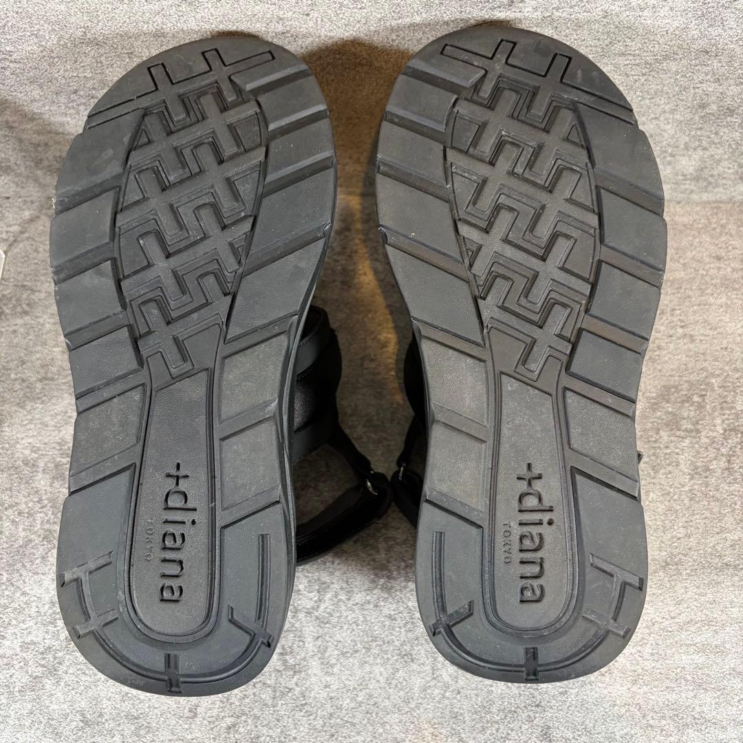 Beautiful condition +diana Plus Diana Footbed Sandals with Bijou Buckle