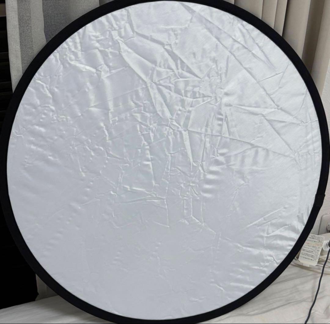 TARION 80cm Collapsible Round Reflector Disc for Photography (Silver & White)
