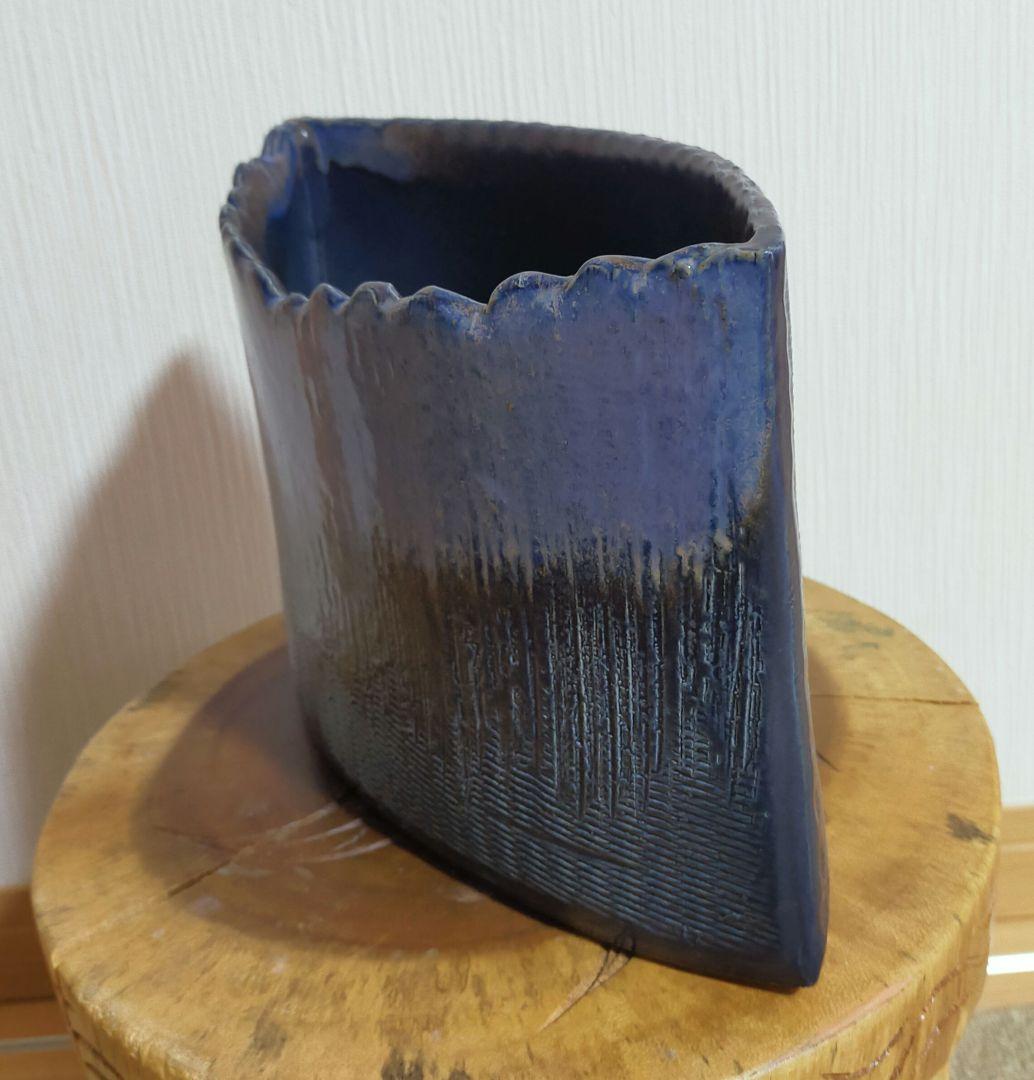 Famous Shigaraki Ware - Misugi - Beautiful Blue Flower Vase - Excellent Condition