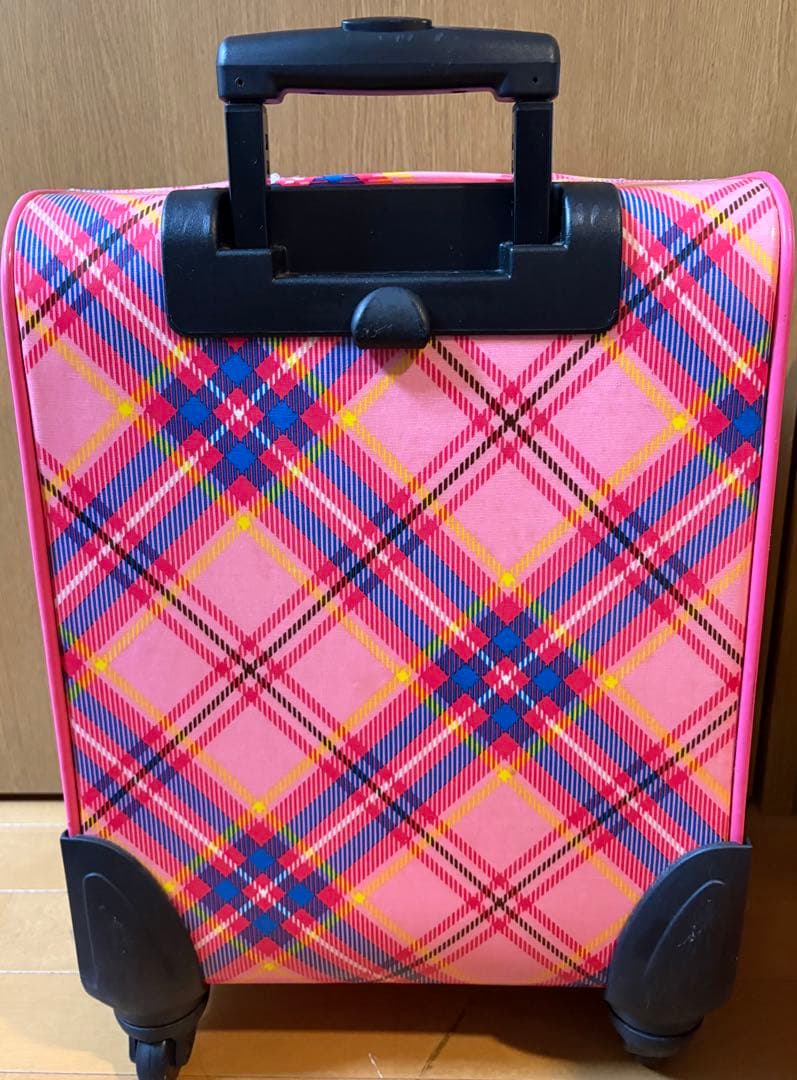 Vivitix Hello Kitty Carry-On Suitcase