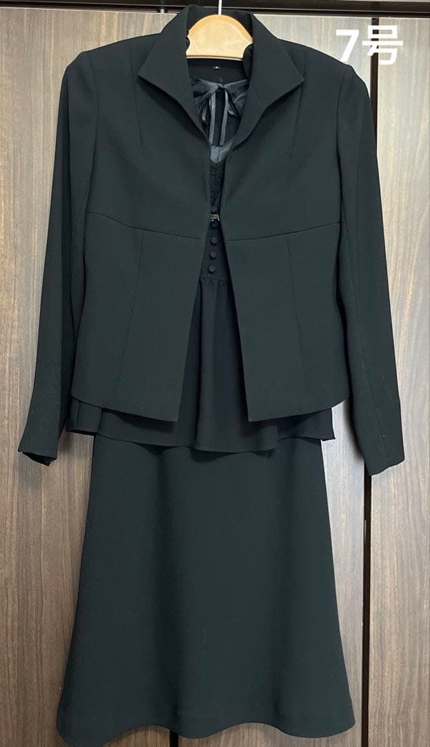 Women's Dress Size 7 Formal Black Funeral Attire