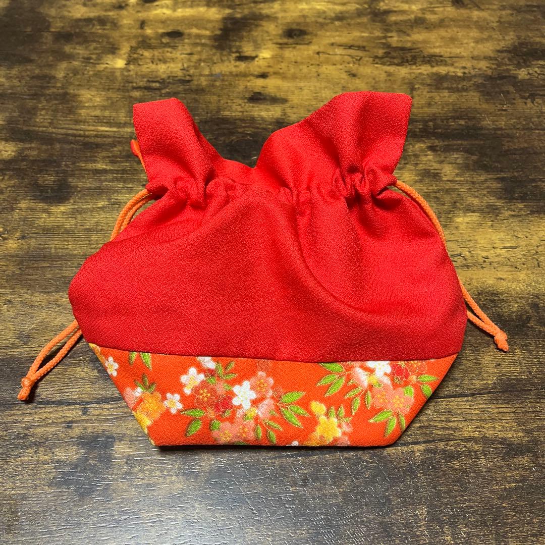 Red floral drawstring bag