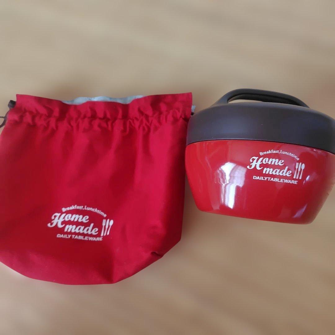 Insulated lunch box