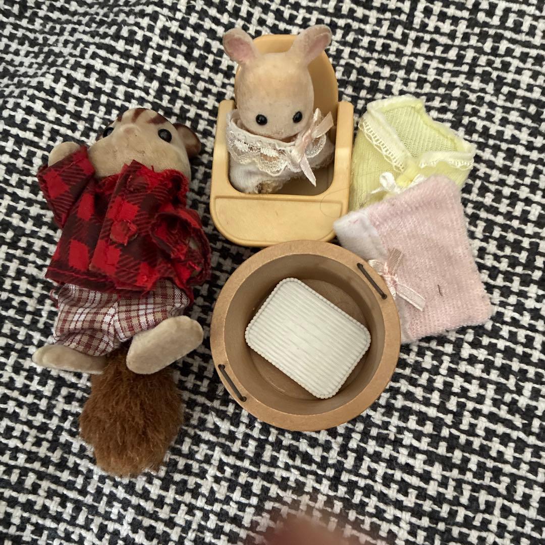 Sylvanian Families Doll Set