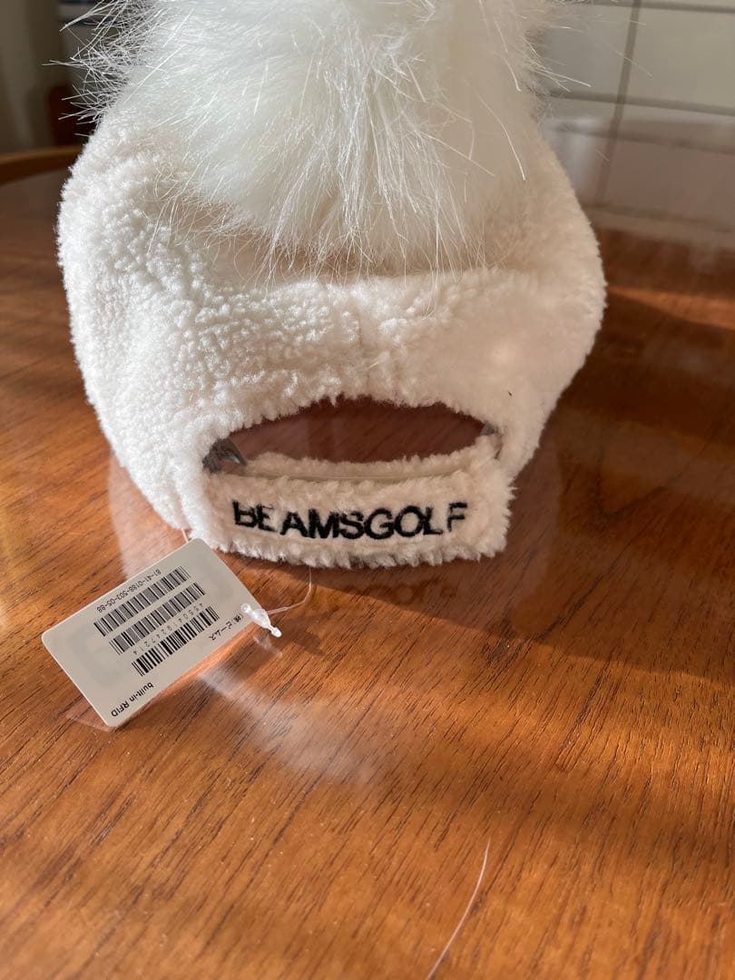 fleece white