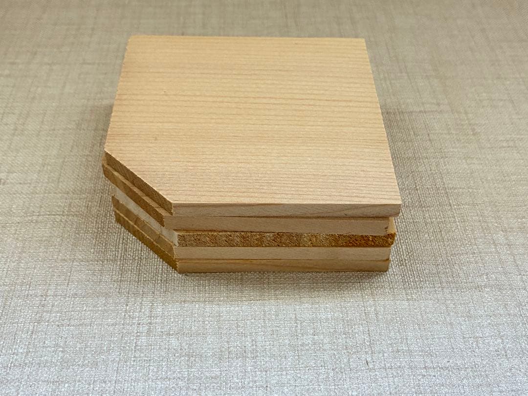 Set of 5 small lidded bowls with wooden stand and spoons, for chawanmushi