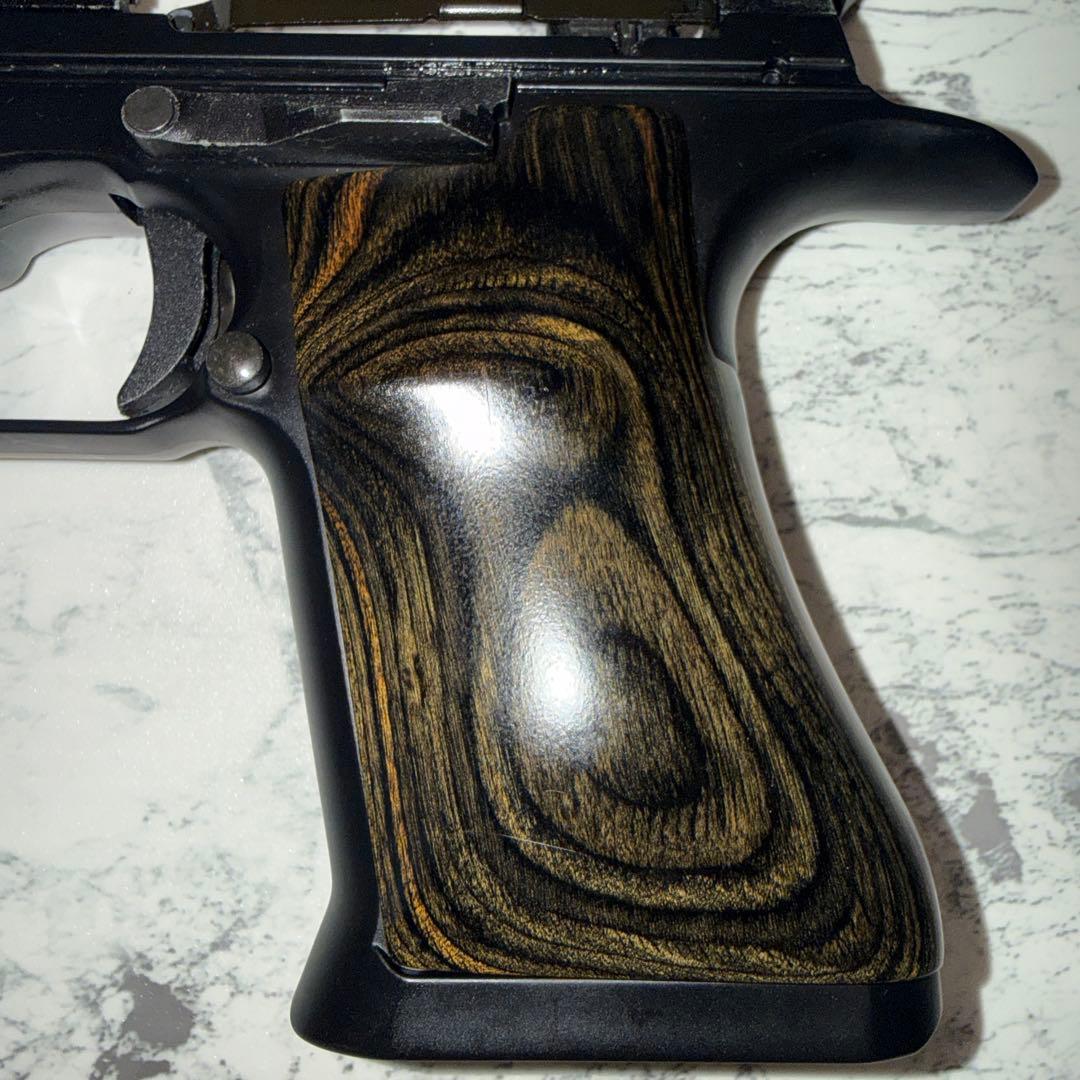 Tokyo Marui Desert Eagle with Wooden Grips