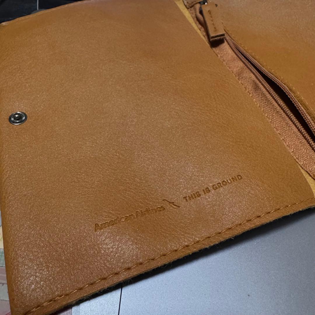 pouch zipper