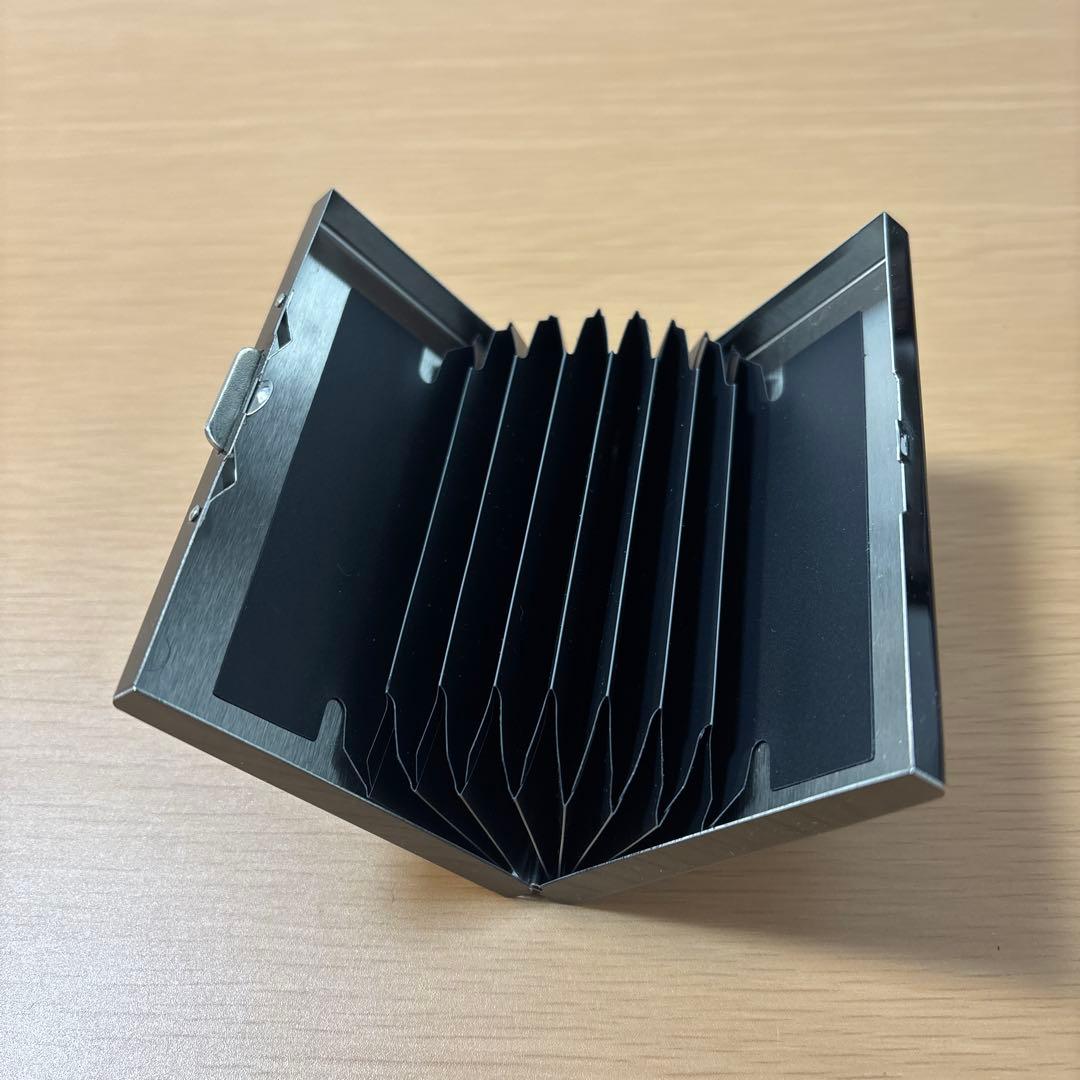 metal card