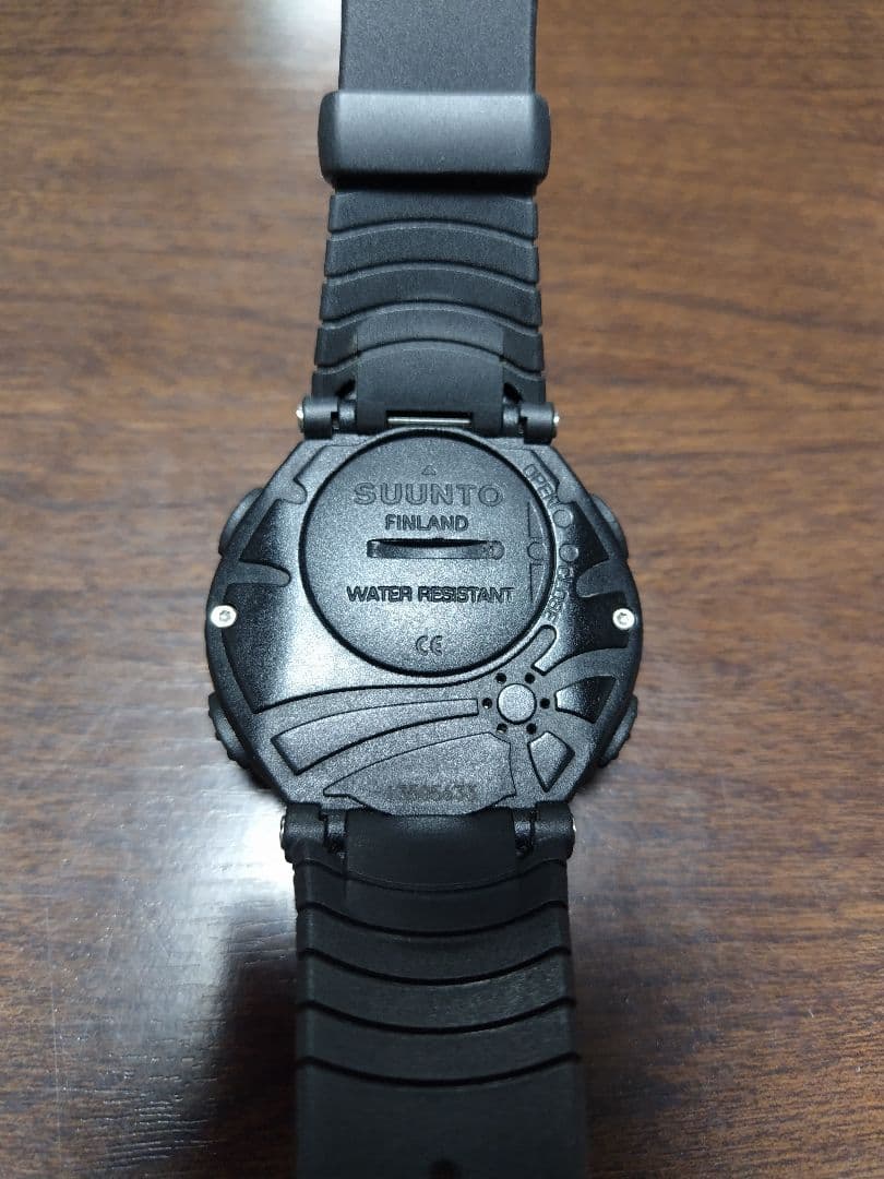 SUUNTO VECTOR Digital Watch Yellow/Black