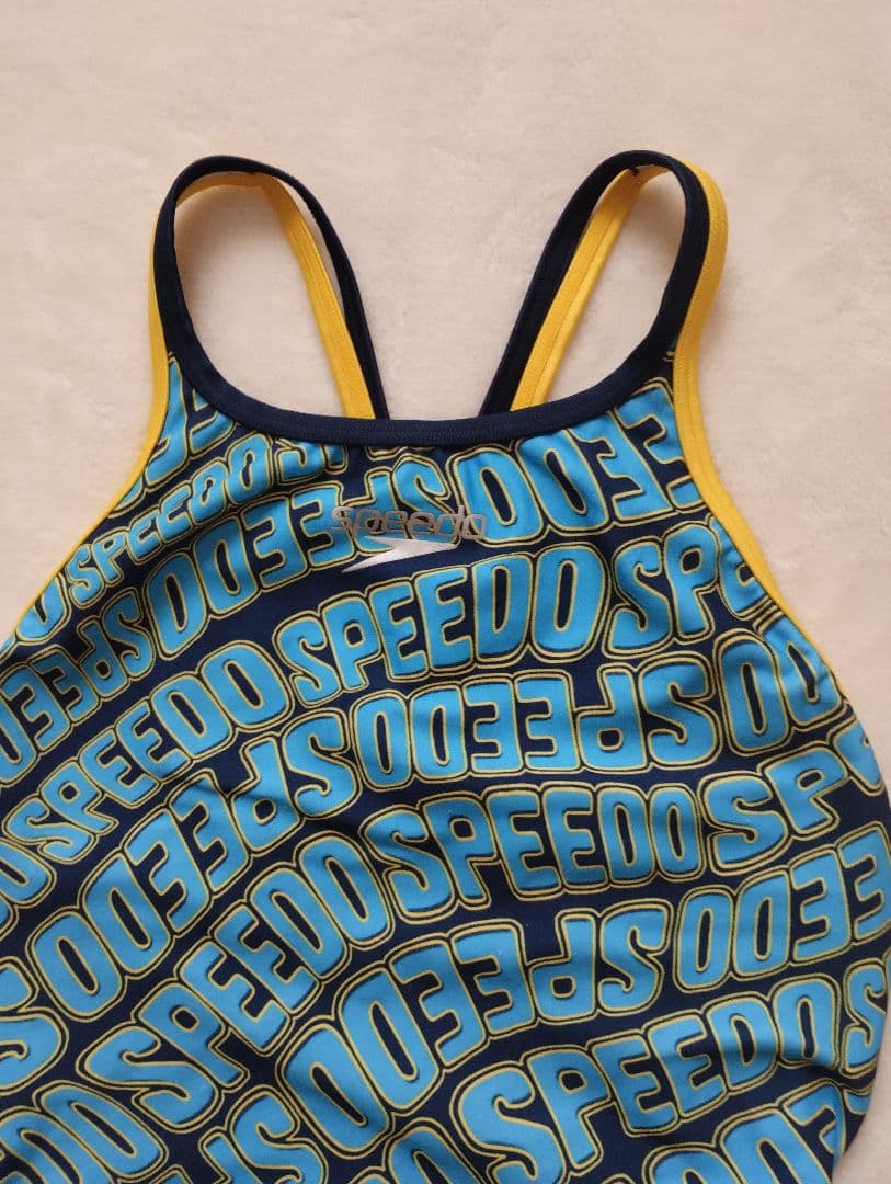SPEEDO

 / 

Size : M <div class=gnlqyh