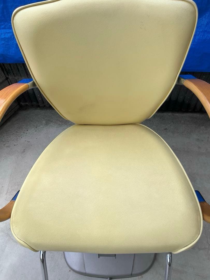 [Free Shipping] OOHIRO Electric Barber Chair ?? For Sale Until 5/31 ??