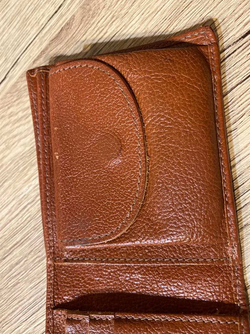 color brown<br>material