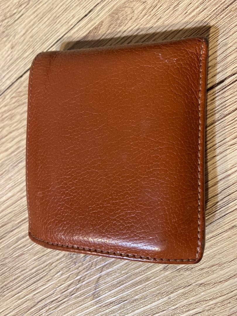 color brown<br>material