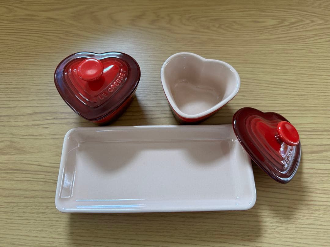 LE CREUSET Heart-Shaped Food Cups Set