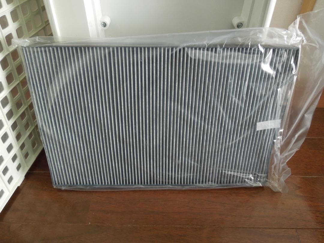 [Unused] SHARP Humidifying Air Purifier KC-30T2-W - Floor/Tabletop Model