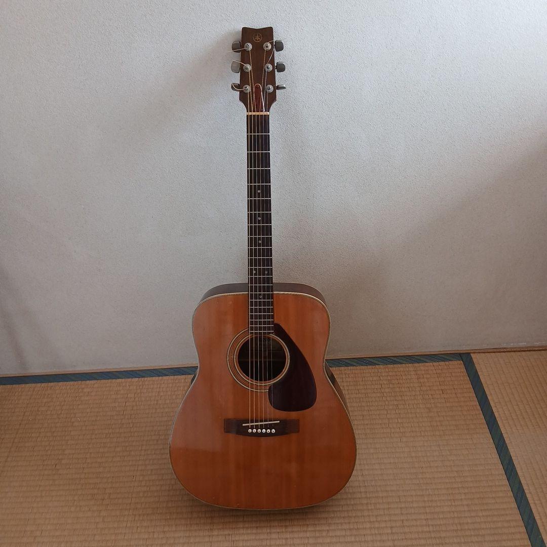 Yamaha Acoustic Guitar FG-240