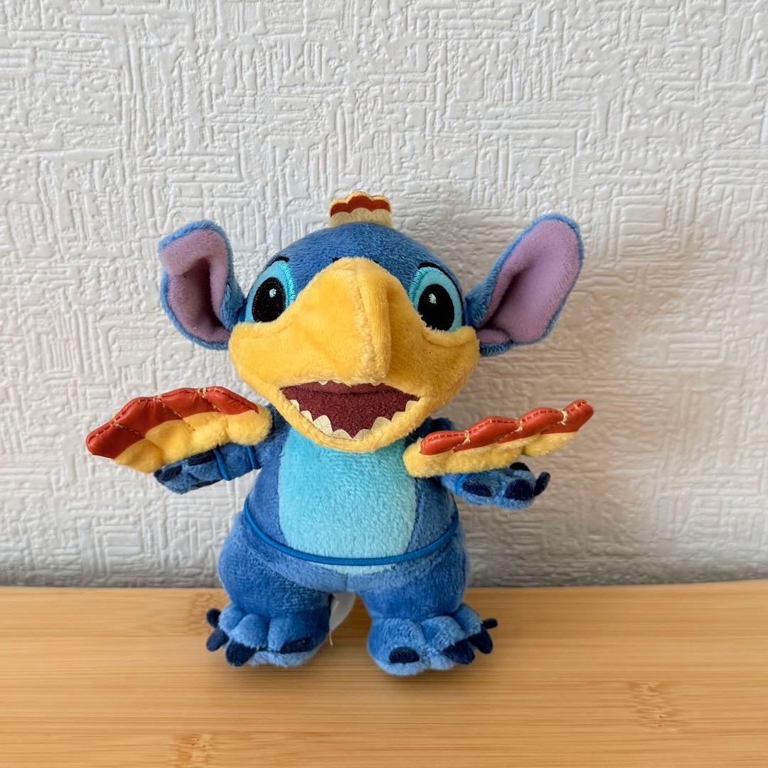 Stitch's Fluffy Big Commotion: Enchanted Tiki Room Plush Badge