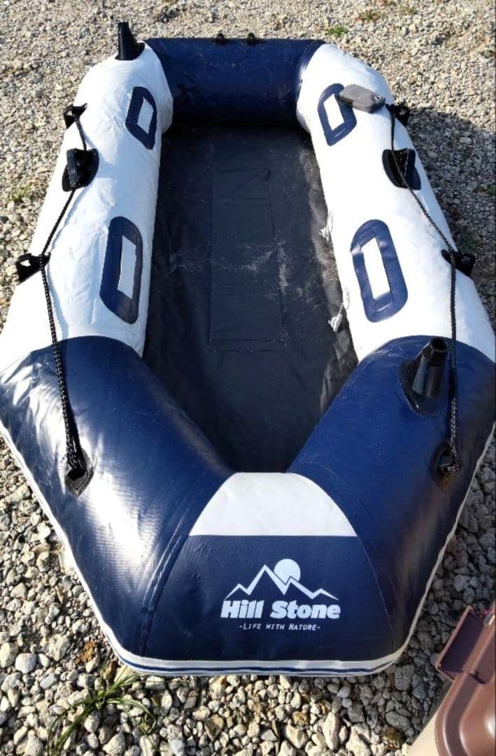 Inflatable boat set