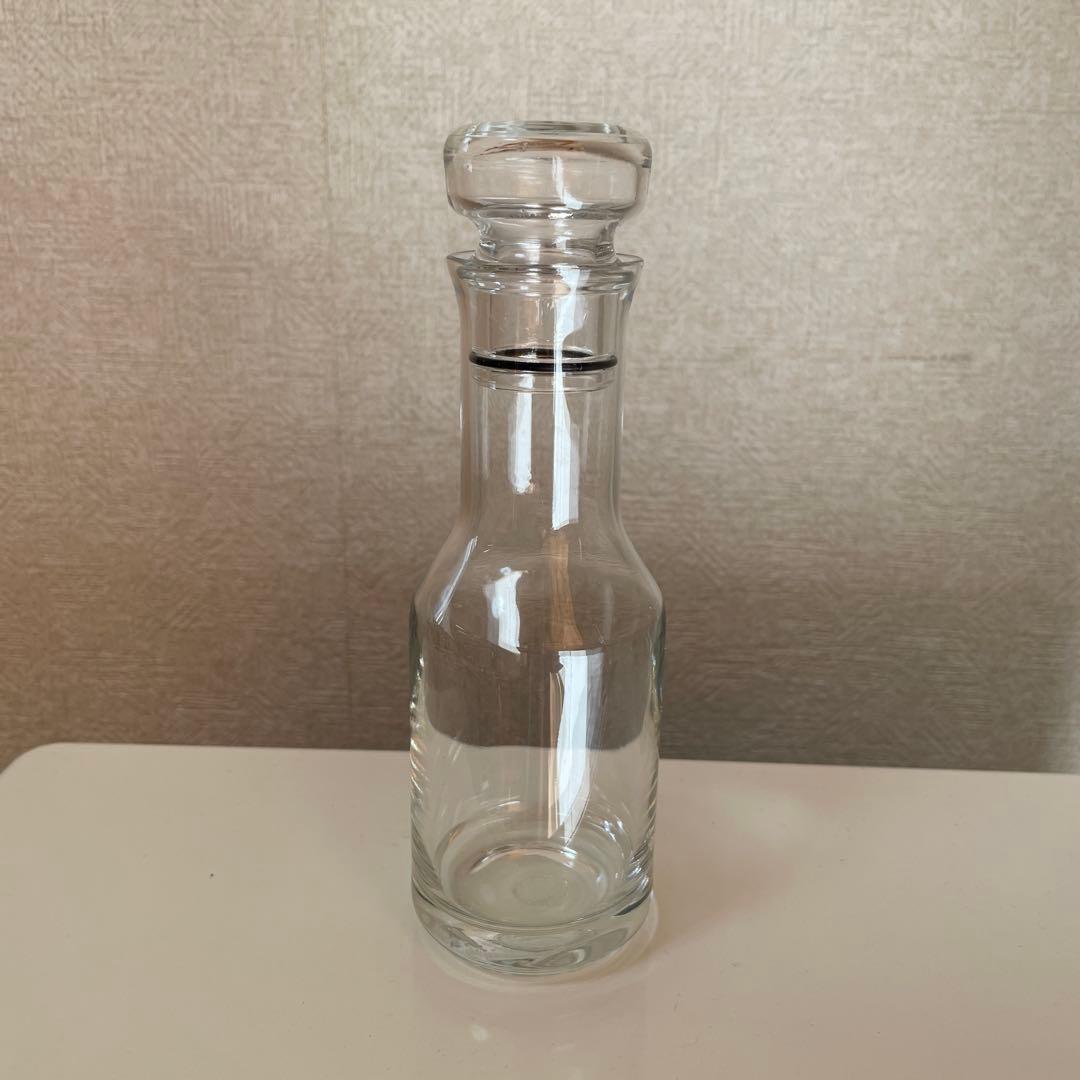 Clear Glass Dressing Bottle
