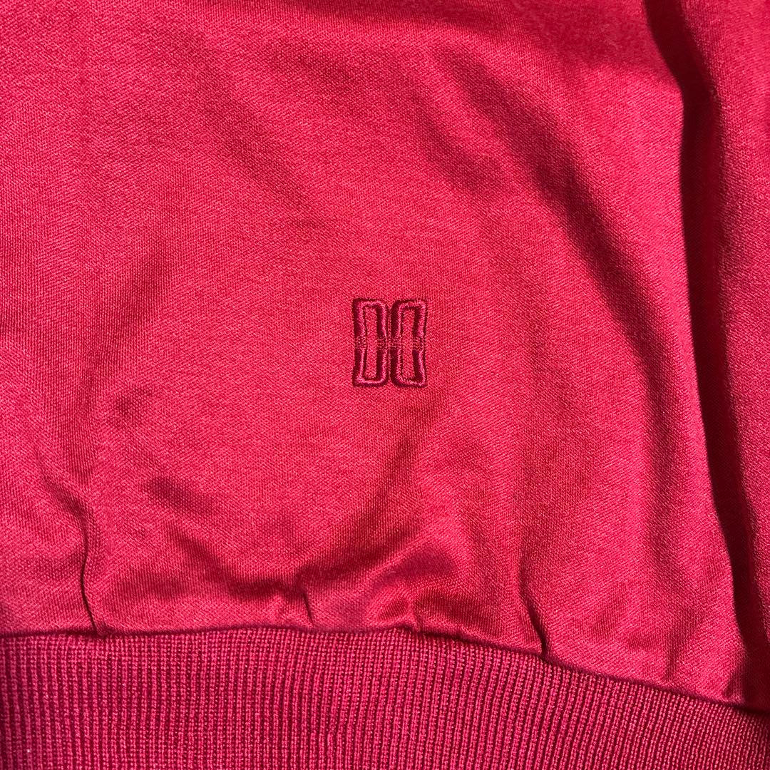 daks red
