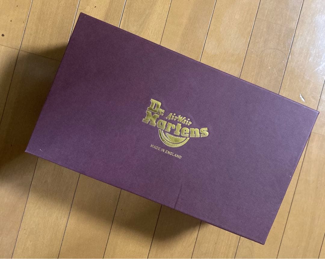 Cash on delivery. 27492001 UK11 Dr. Martens Jorge Sandals