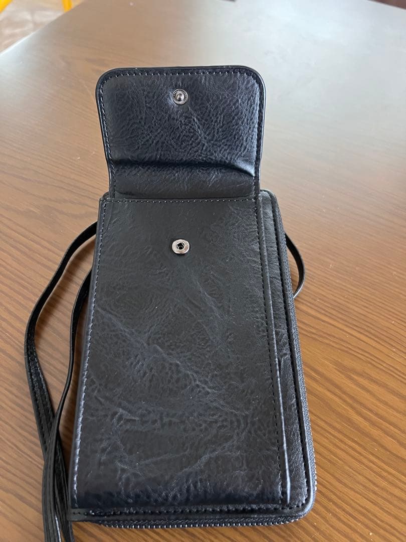 data div> leather
condition