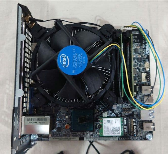 【Operation Unconfirmed】ASRock DeskMini 310 Barebone Kit