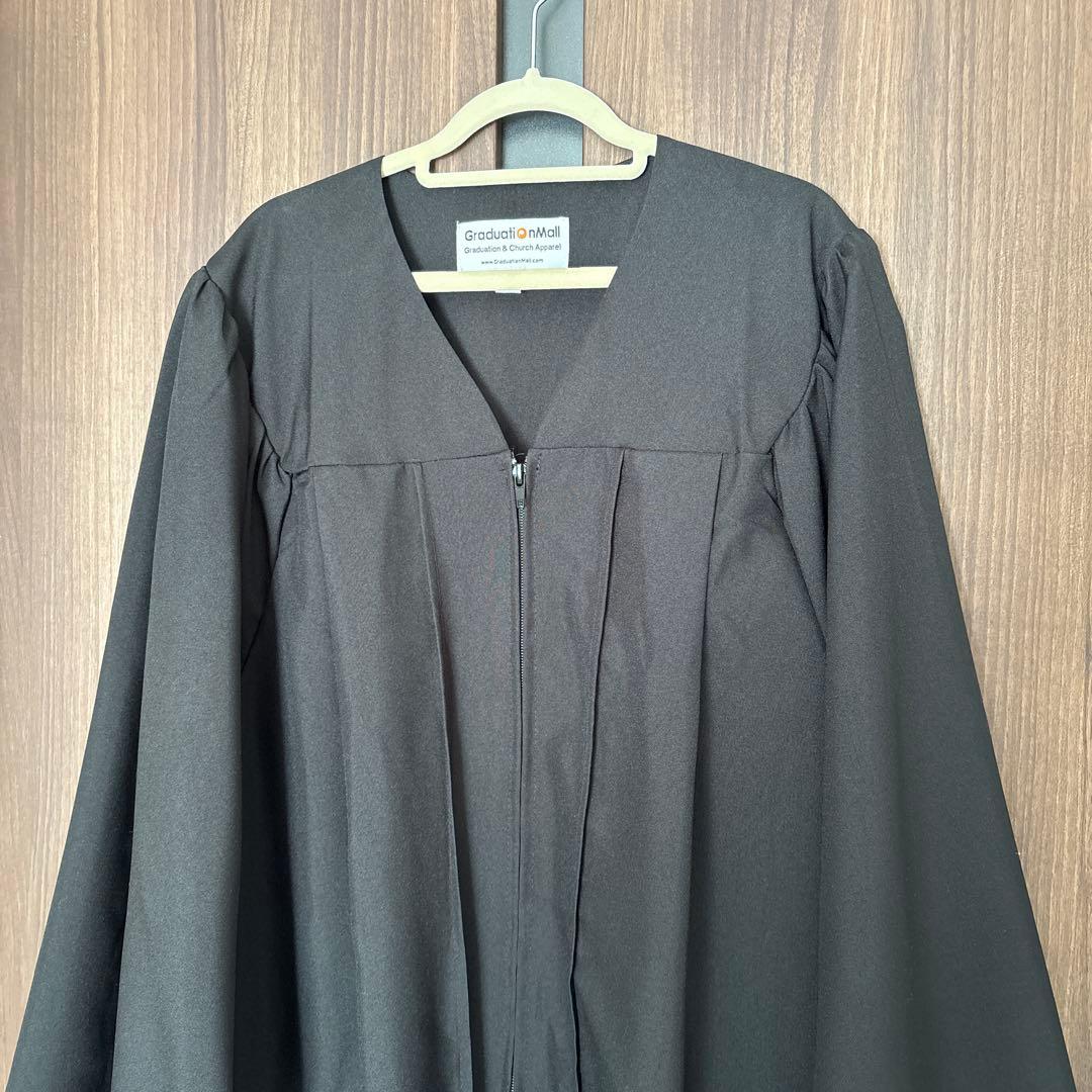 academic gown