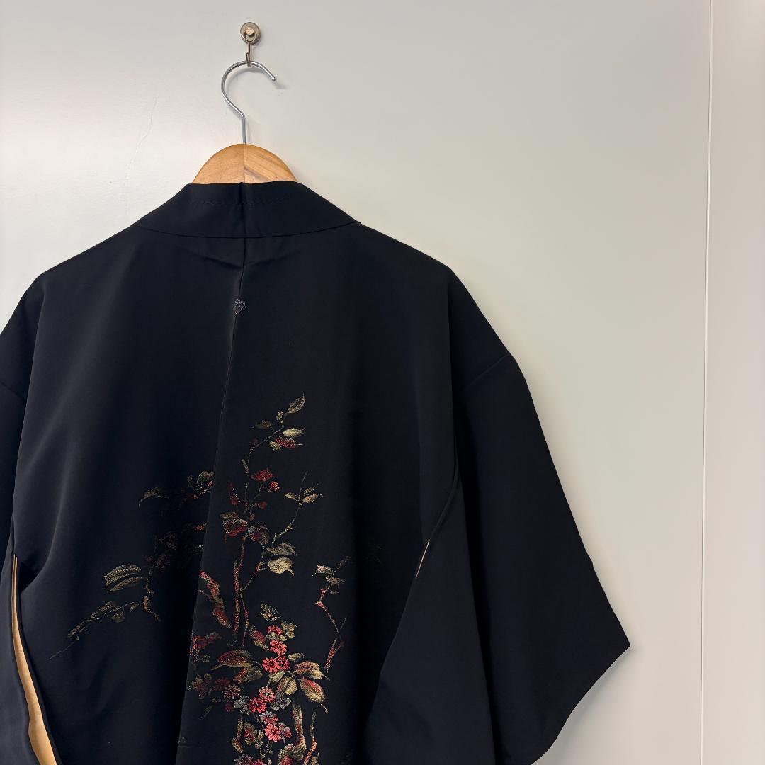 【Beautiful Condition】Black Haori with Floral Embroidery - Japanese Pattern, Elegant, Simple, Japanese Mode, Unisex