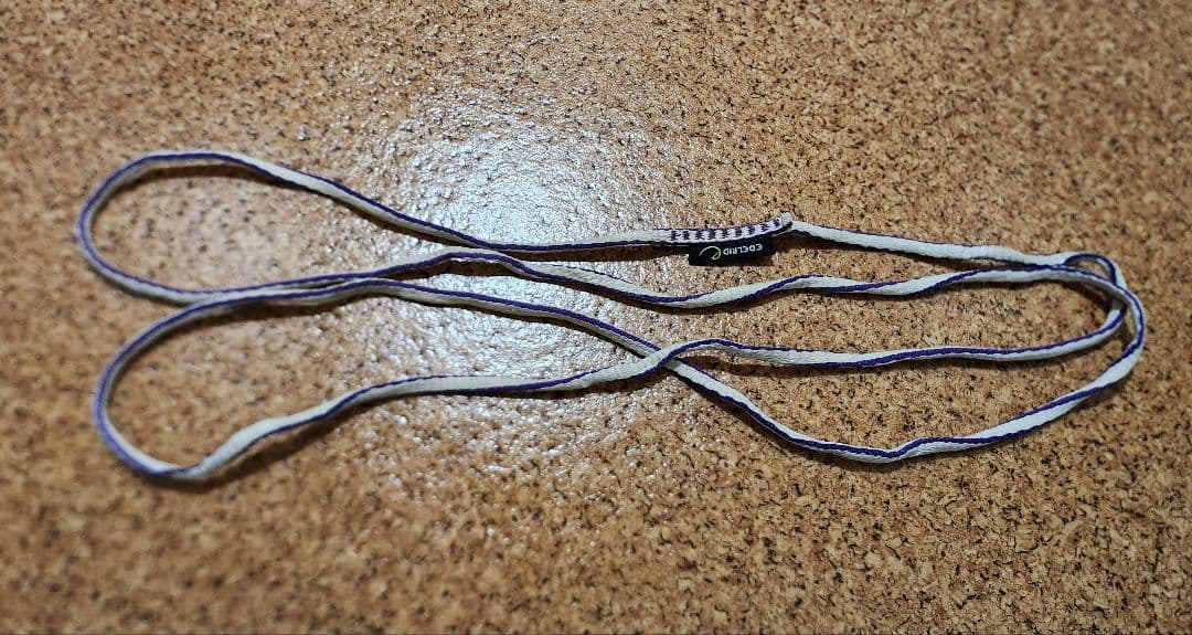 EDELRID 6mm Sling, Approx. 220cm / Used outdoors, shows signs of wear + bonus item