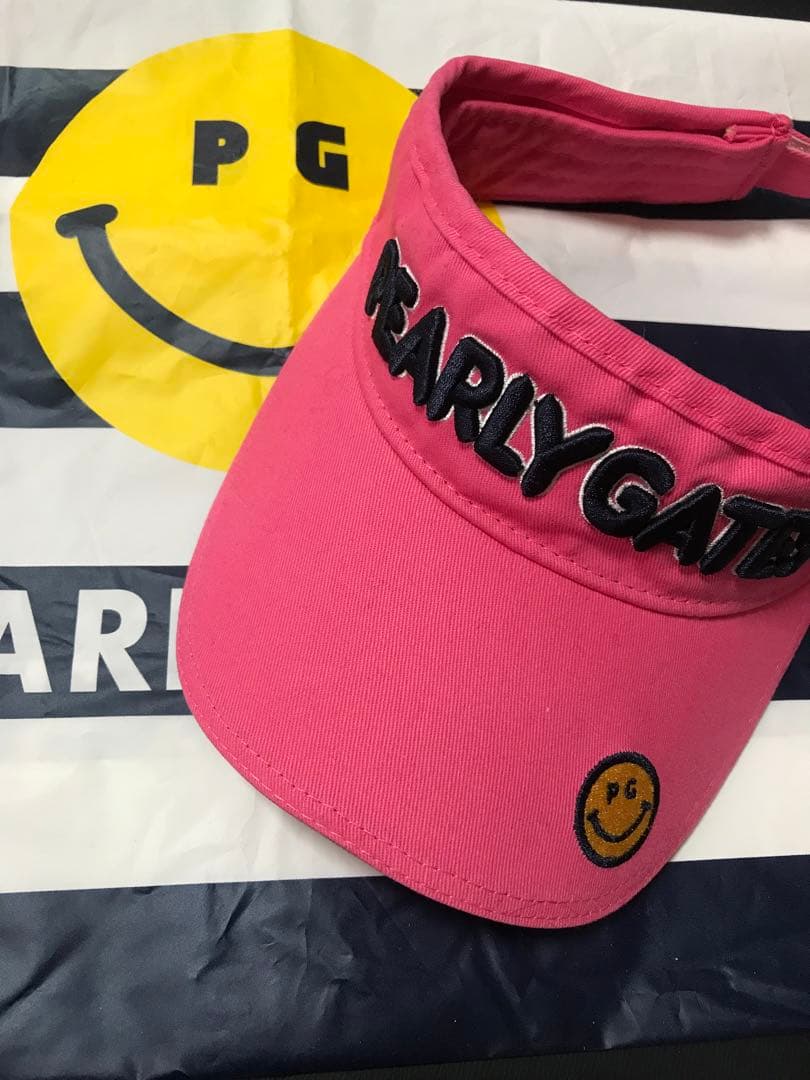 New with tags ★ Pearly Gates Visor