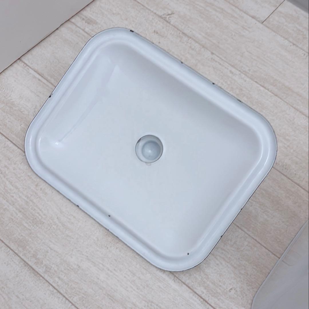 Antique Enamel Biscuit Tin - White