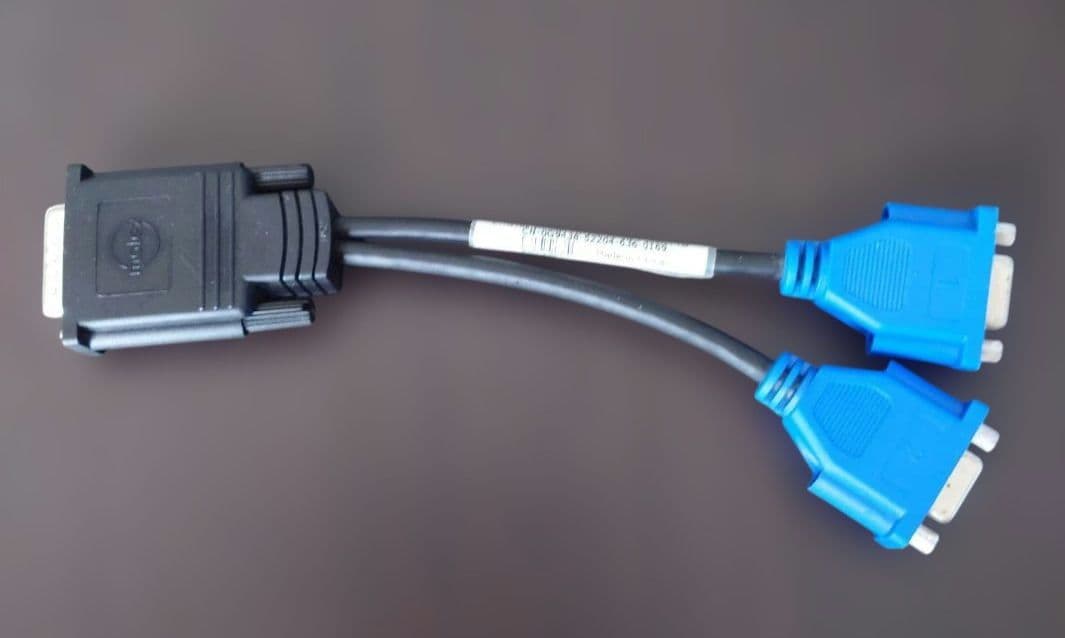 Molex DMS-59 to 2-VGA Y-Splitter Cable