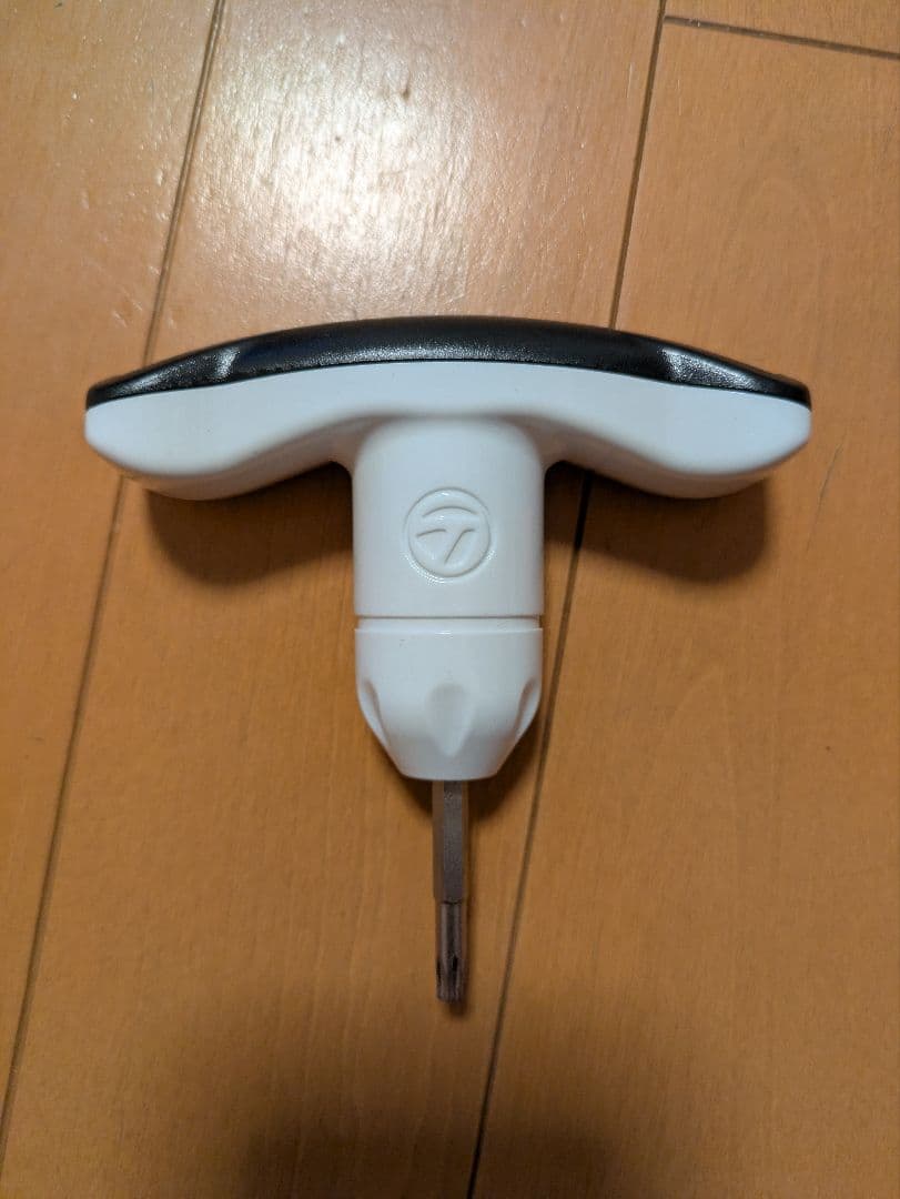 TaylorMade T-Handle Wrench with Grip