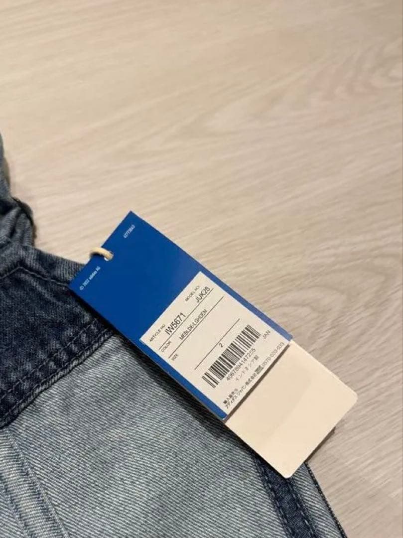 adidas

 / 

Size : S <div class=gnlqyh