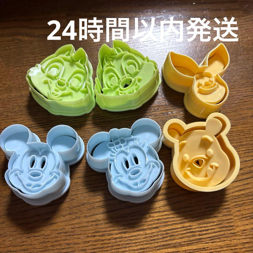 Ships within 24 hours ★ Kai Corporation Disney Cookie Cutters, Set of 6