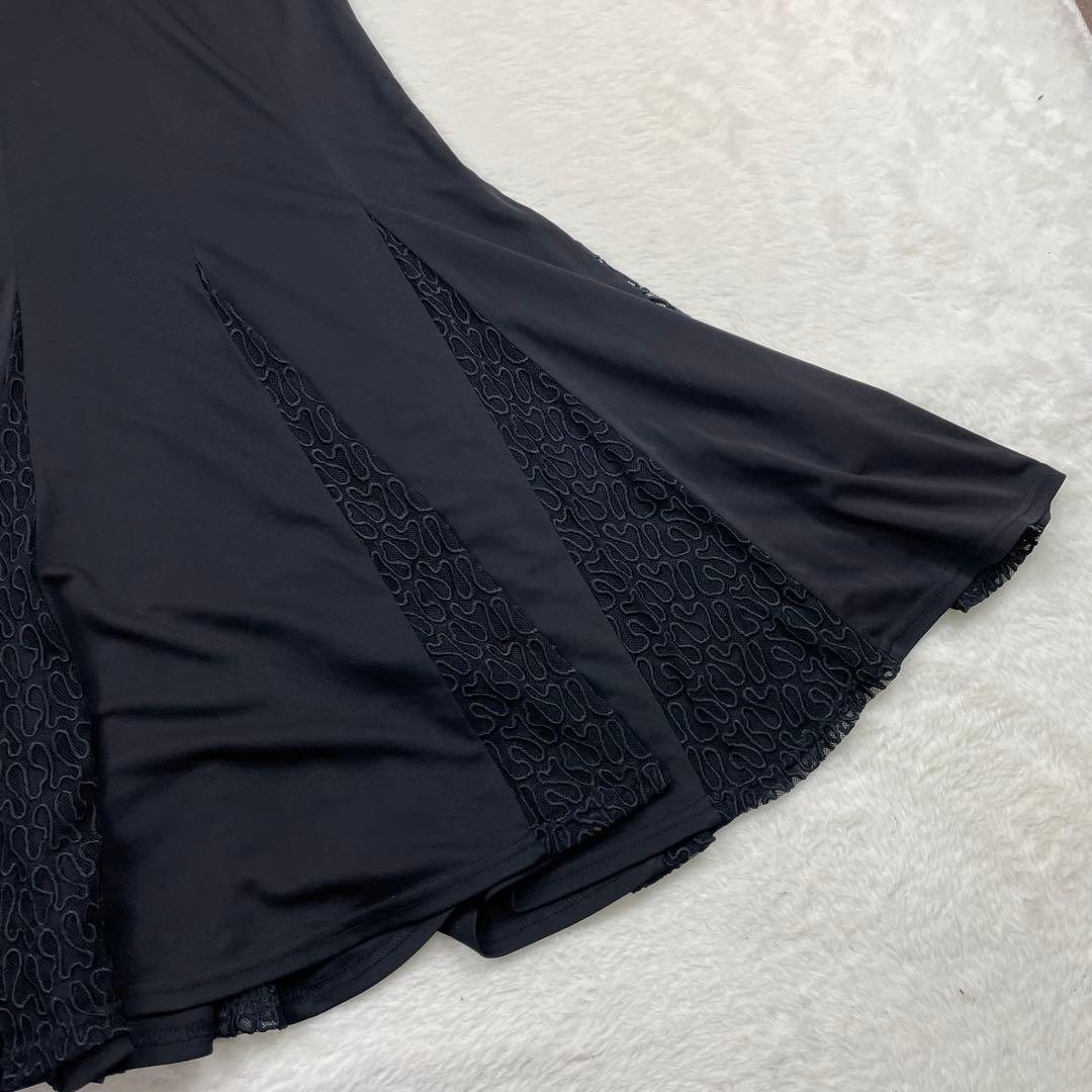 color black<br><br>size