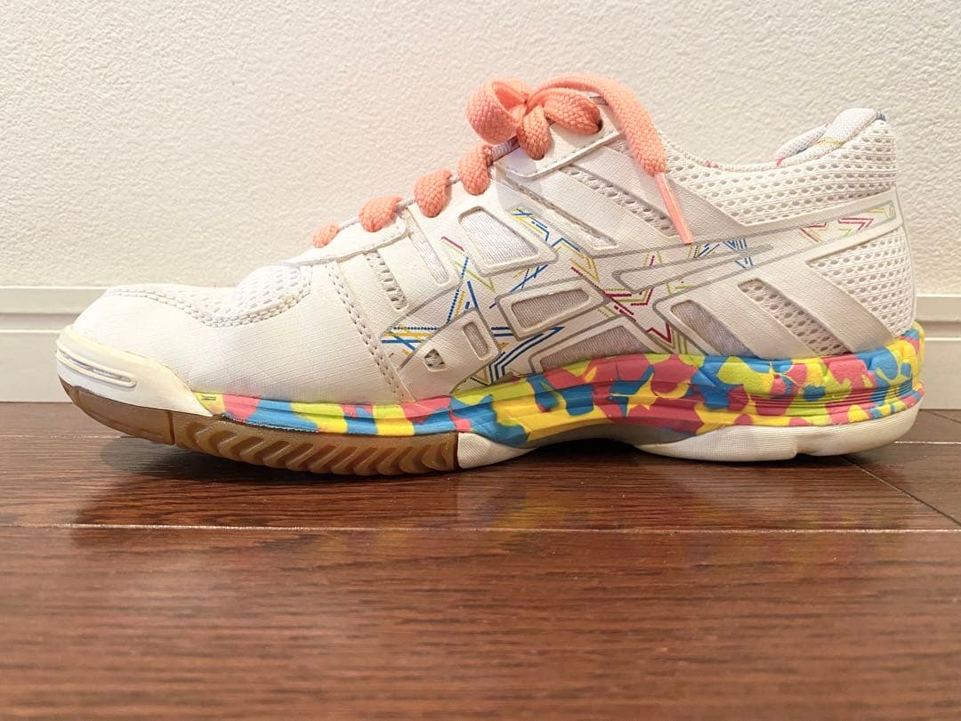 volleyball shoes<br>24