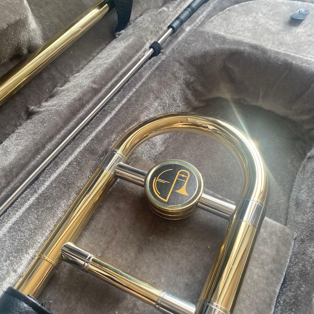 simple gold