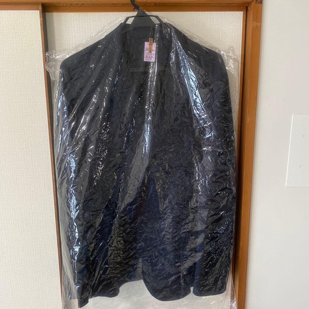 navy single