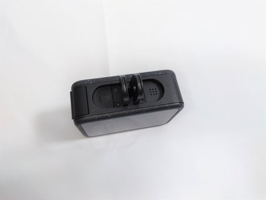 【GoPro 12】GoPro 12 ✨ Housing & 3 Batteries & Charger 【Beautiful Condition】