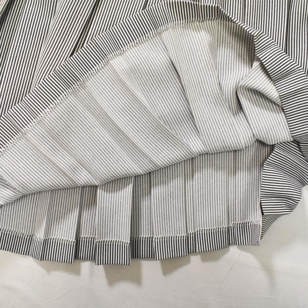 【Beautiful Condition】Italiya (伊太利屋) Knee-Length Pleated Skirt 9A2 Stripe Pattern ♪