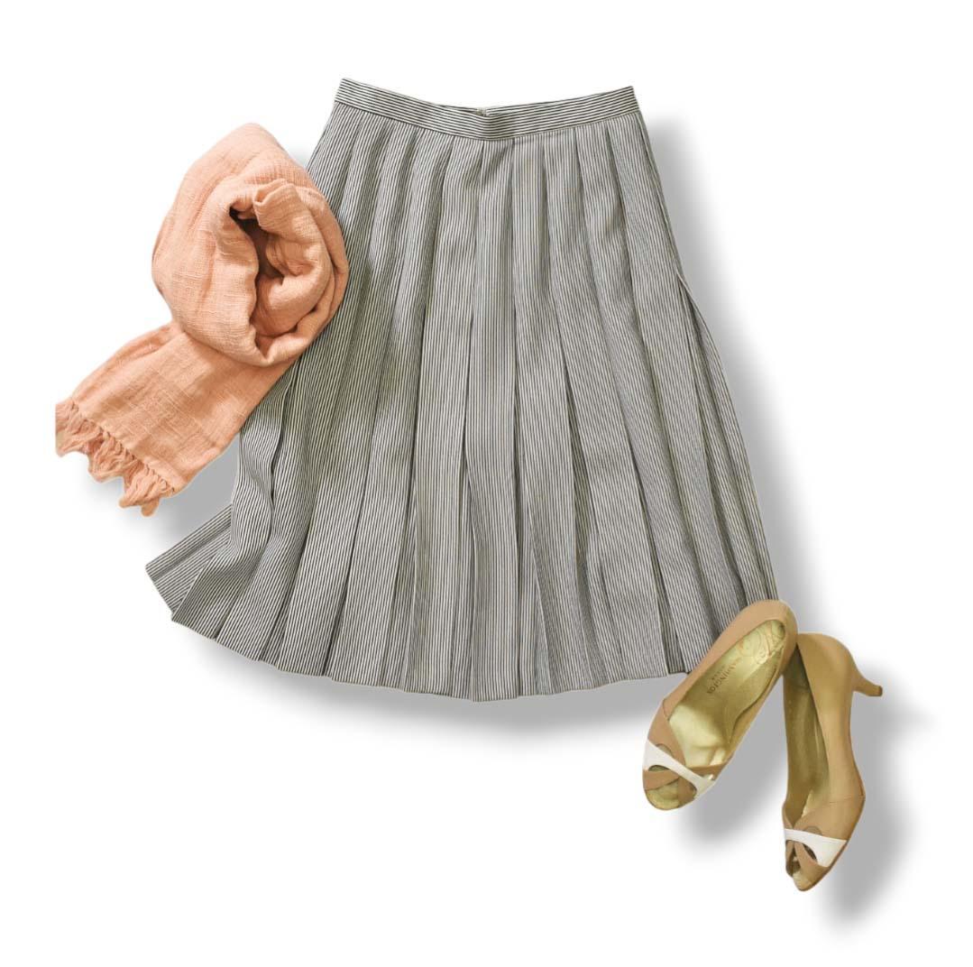 【Beautiful Condition】Italiya (伊太利屋) Knee-Length Pleated Skirt 9A2 Stripe Pattern ♪