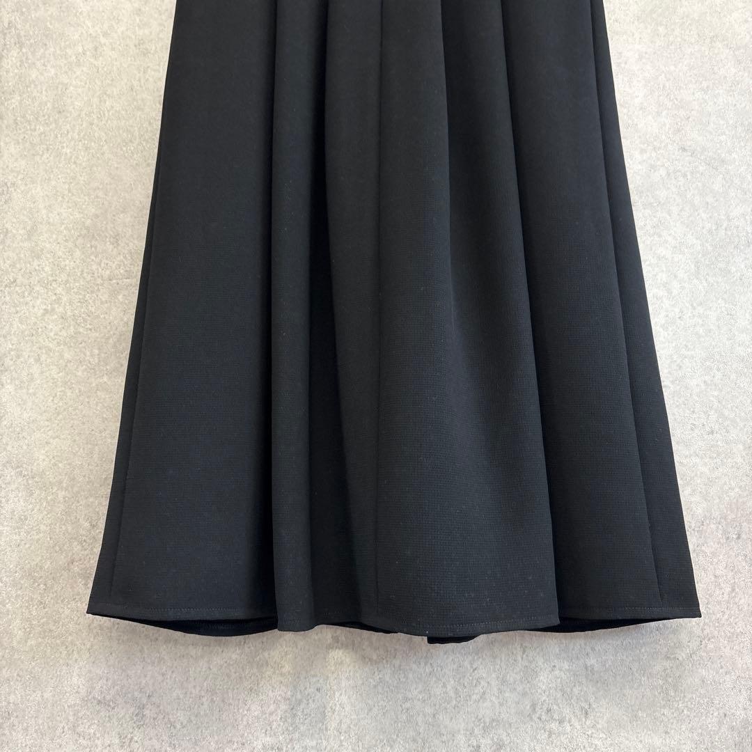 Margaret - Formal Black Dress for Ceremonies and Funerals - 7AR (XS)