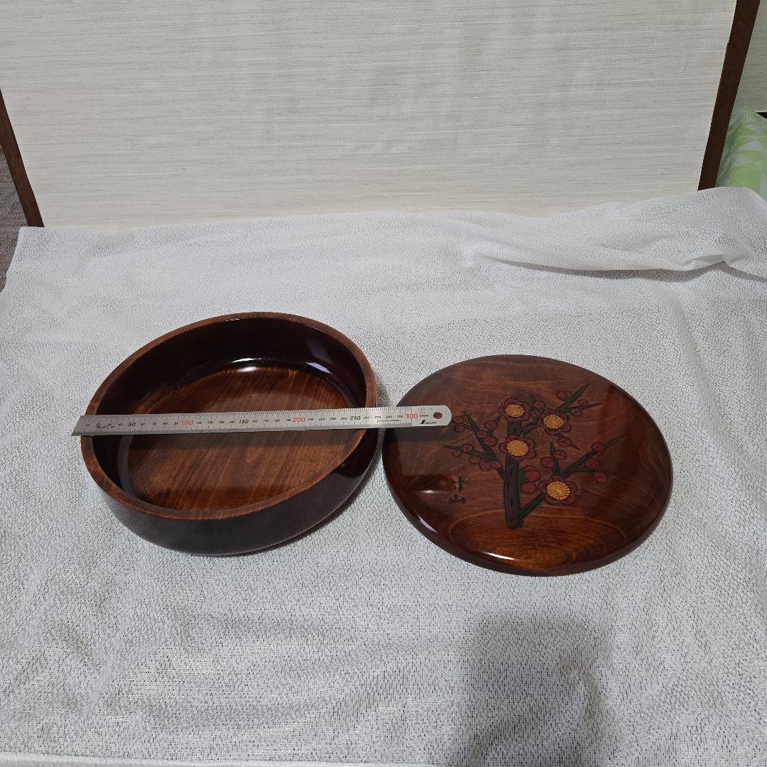 Lacquerware confectionery bowl with floral carving, approx. 20cm diameter